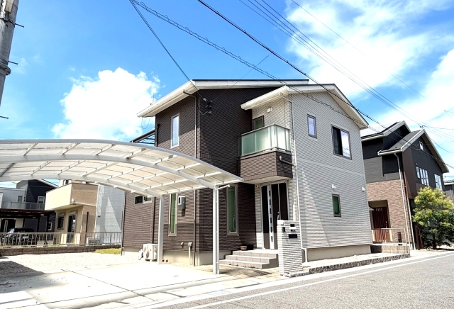 守山市荒見町　中古戸建