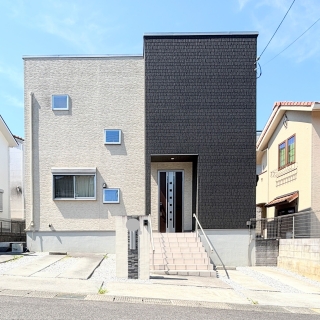 栗東市下戸山　中古戸建