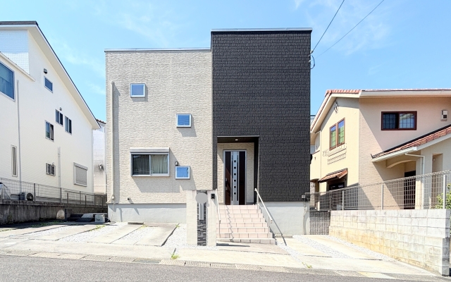 栗東市下戸山　中古戸建